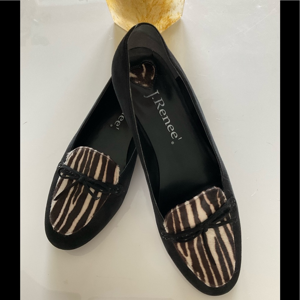 J. Renee Flats